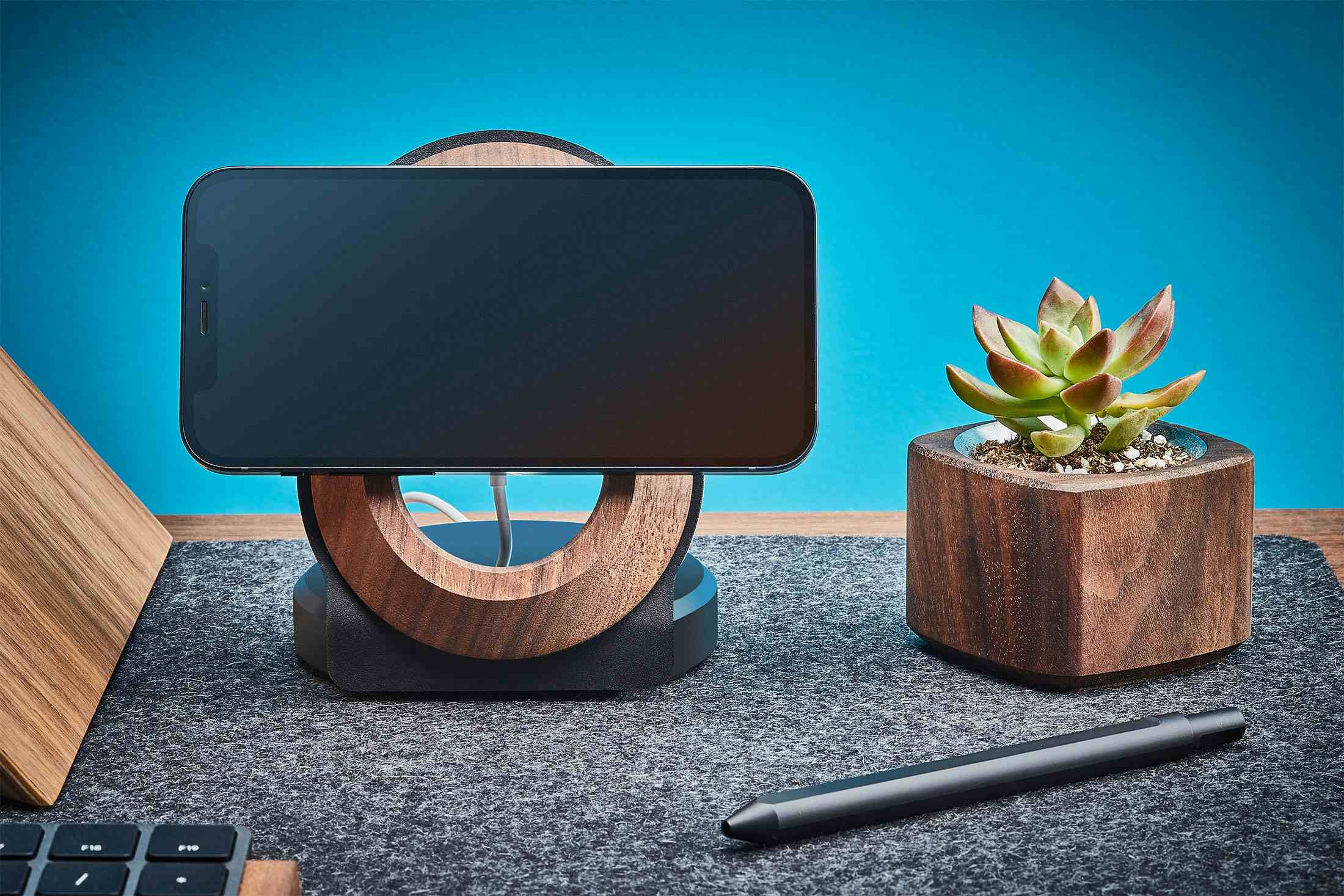 Wood MagSafe Charger Stand for iPhone Grovemade®